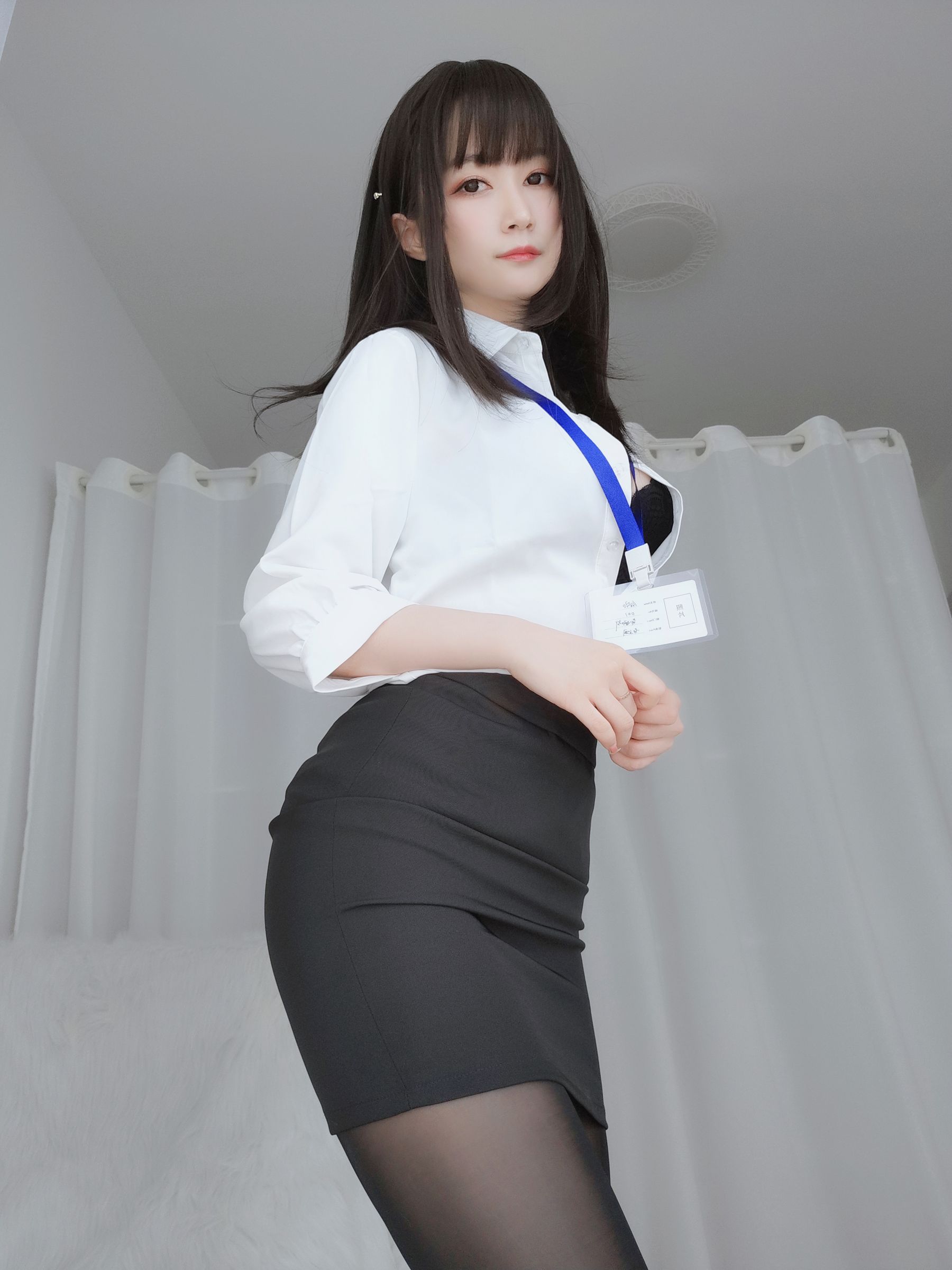 Coser小姐姐白银81–制服写真插图5